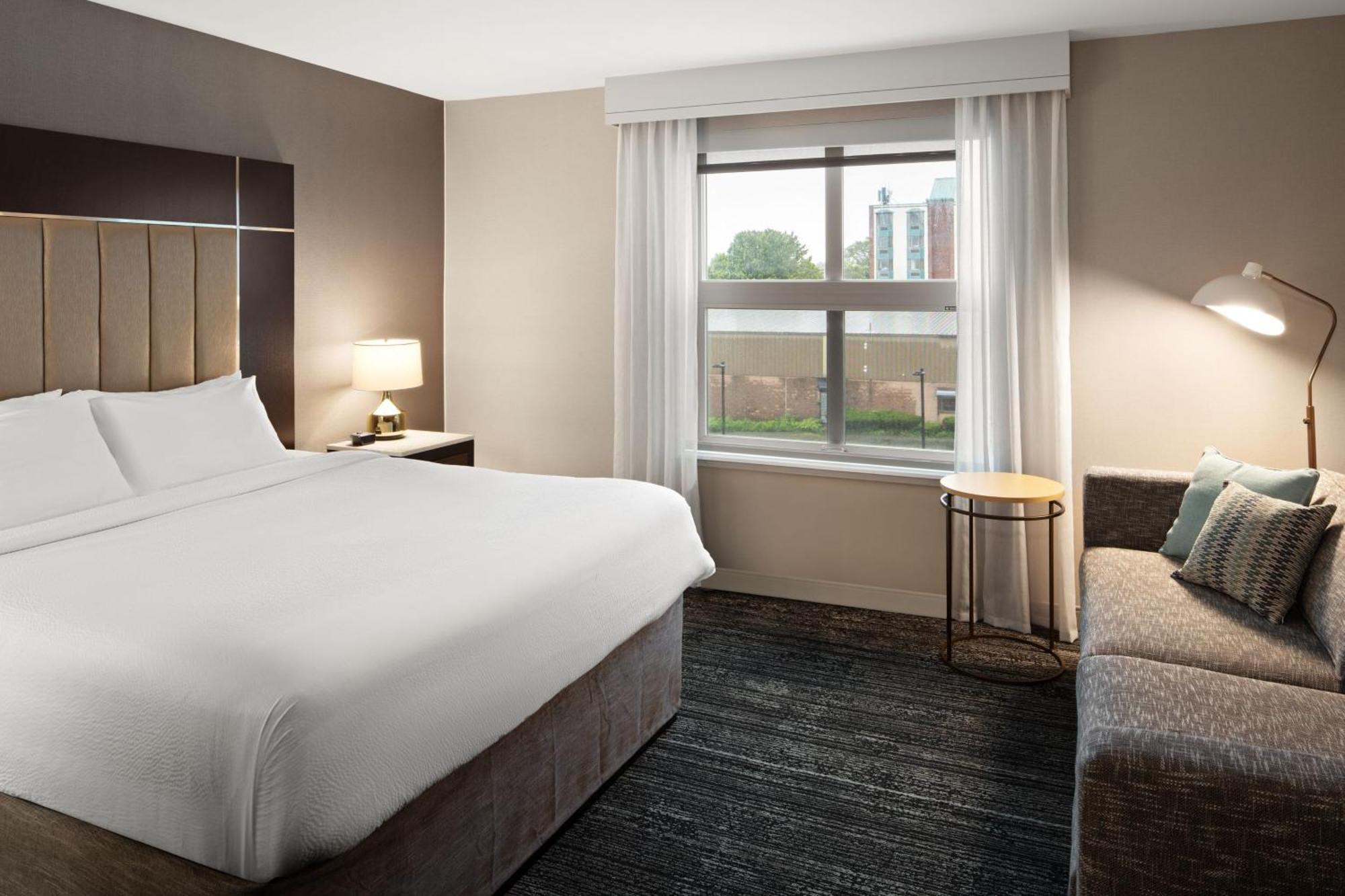 Towneplace Suites By Marriott Boston Logan Airport/Челси Екстериор снимка