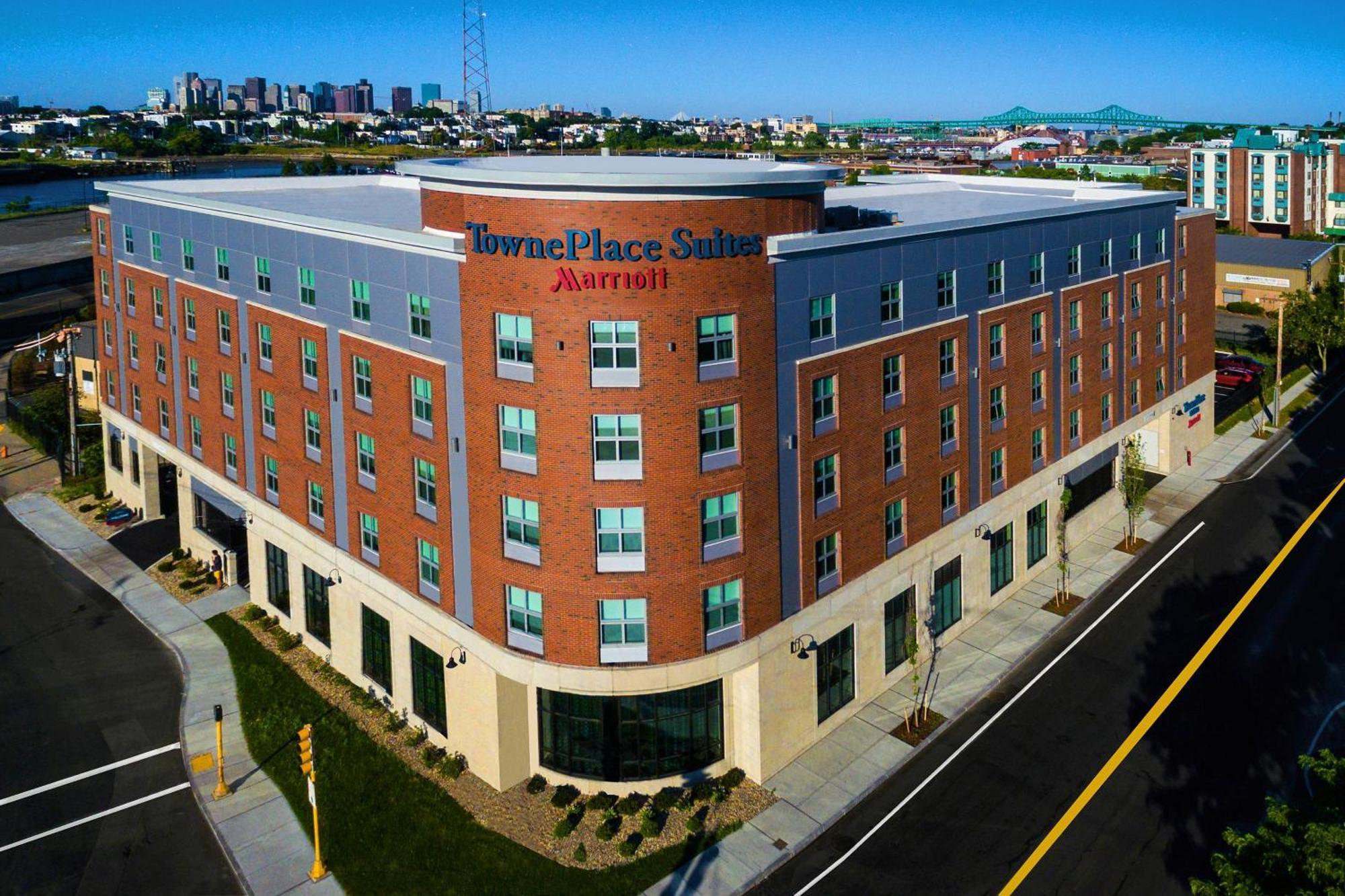 Towneplace Suites By Marriott Boston Logan Airport/Челси Екстериор снимка