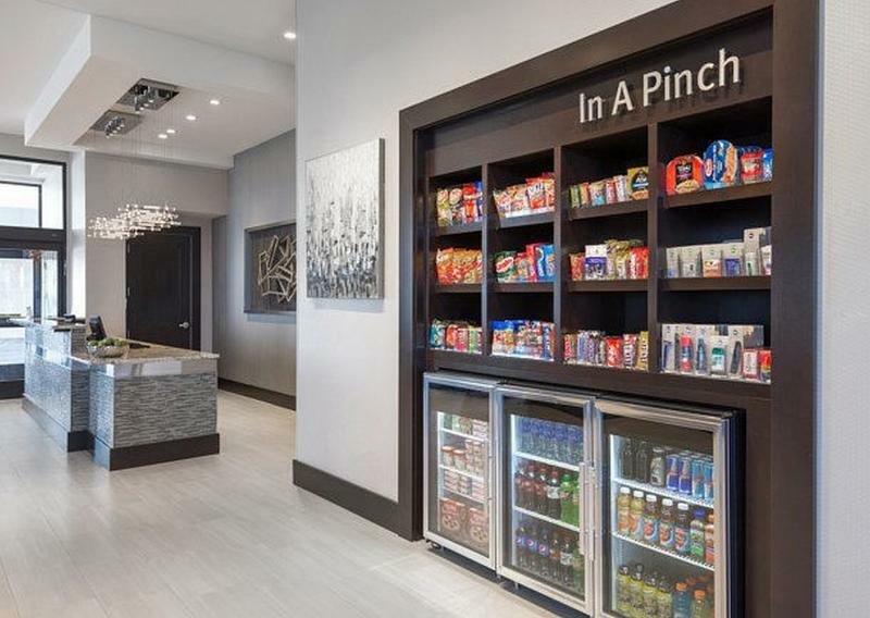Towneplace Suites By Marriott Boston Logan Airport/Челси Екстериор снимка